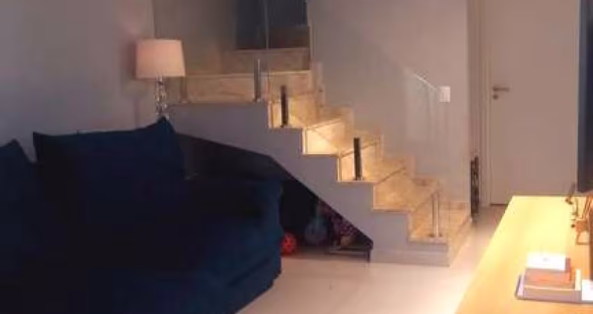 Casa Sobrado na Vila Polopoli ( Butantã) com 2 Suítes com AR CONDICIONADO e 2 Vagas de Garagem