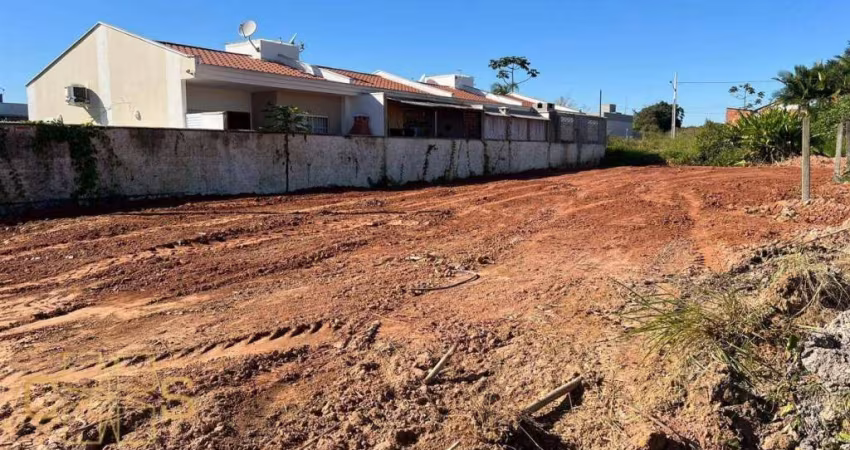 Terreno aterrado em Barra Velha