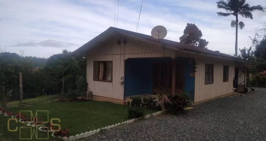 Sítio com 3 dormitórios à venda, 26000 m² por r$ 1.600.000,00 - zona rural - são joão do itaperiú/sc