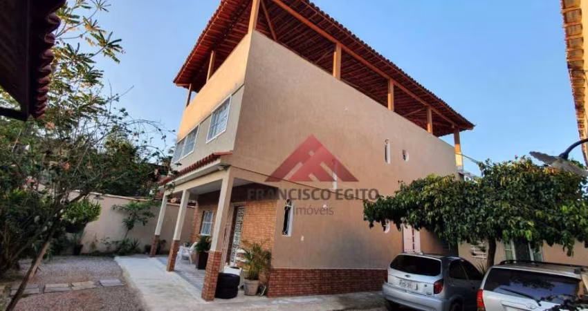 Casa à venda em Itaipu, 6 quartos, sendo 4 suítes, varanda, quintal, com 327 m² por R$ 590.000,00
