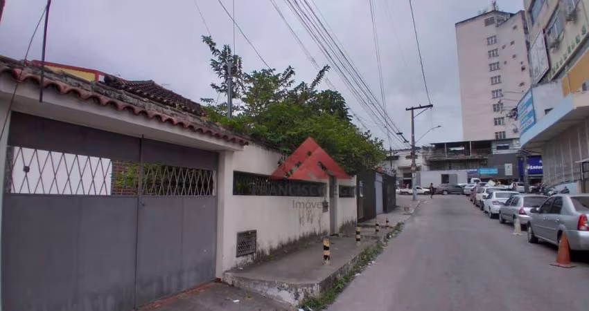 Casa comercial com  122 m² por R$ 500.000 - Centro - São Gonçalo/RJ