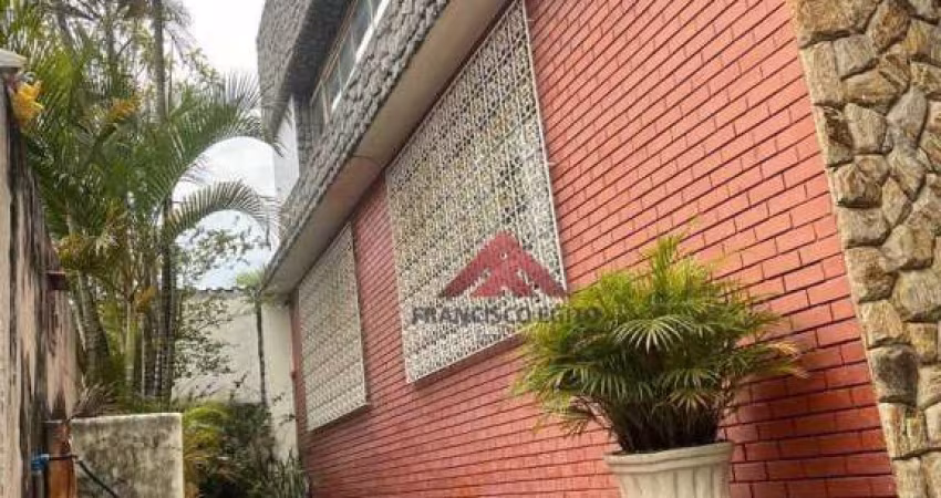 Casa com 5 quartos à venda           por  820.000 - Centro - Niterói-RJ