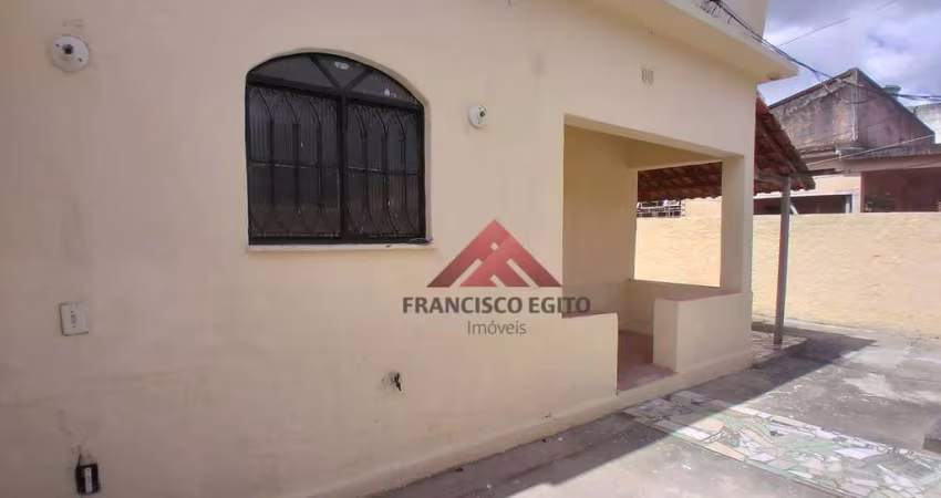 Casa com 2 dormitórios à venda, 100 m² por R$ 390.000,00 - Trindade - São Gonçalo/RJ