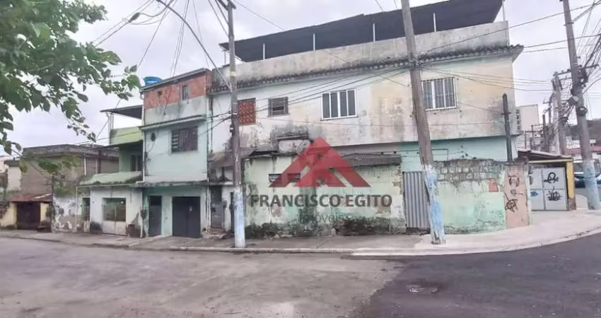 Casa com 2 quartos à venda, 212 m por  240.000 - centro - são gonçalo-rj