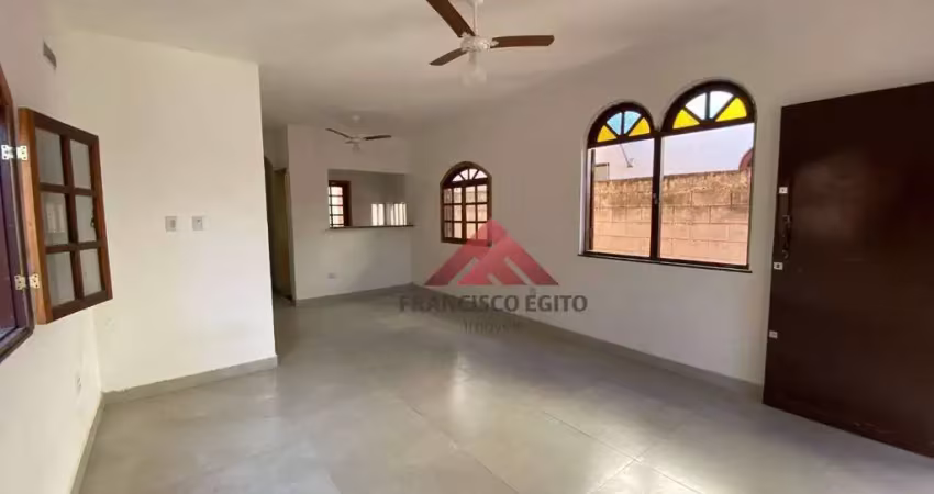 Casa com 3 quartos à venda, 90 m por 489.000 - itaipu - niterói - rj