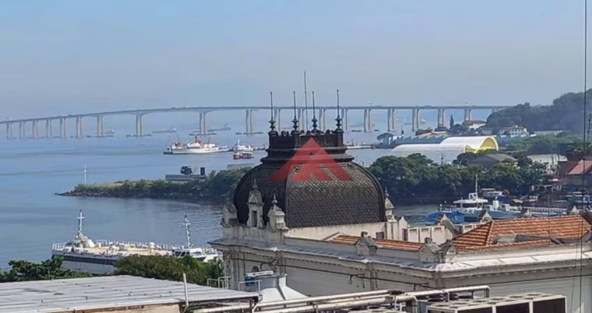Apartamento com 2 quartoss à venda, 73m por  360.000 - Centro - Niterói-RJ