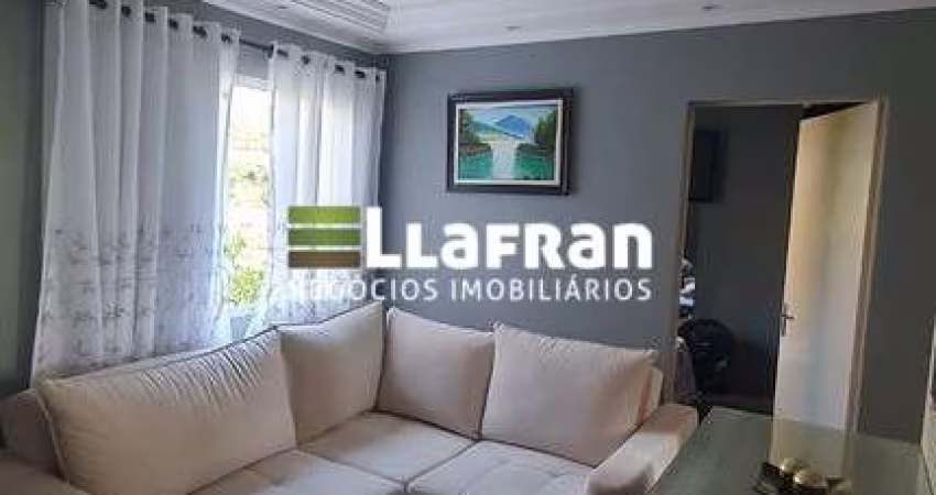 Apartamento de 2 dormitórios JArdim Mitsutani
