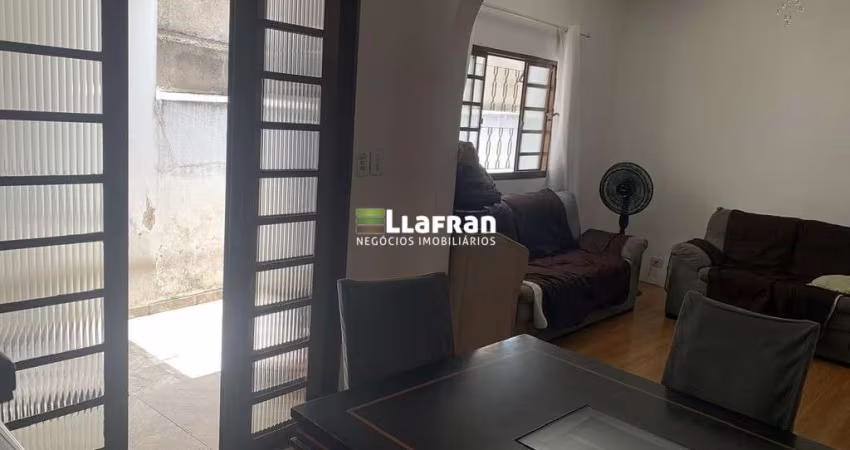 Terreno com 2 casas Jardim Vale das Virtudes