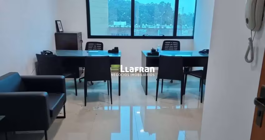 Sala comercial para alugar na Avenida Vida Nova, 28, Jardim Maria Rosa, Taboão da Serra