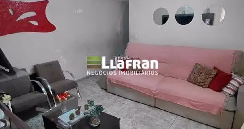Casa com 2 quartos para alugar na Rua Safira, 00001, Parque Monte Alegre, Taboão da Serra