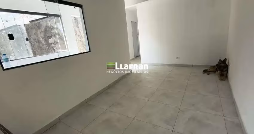 Casa com 3 quartos para alugar na Rua Rosa Provencial Delgado, 001, Parque Pinheiros, Taboão da Serra