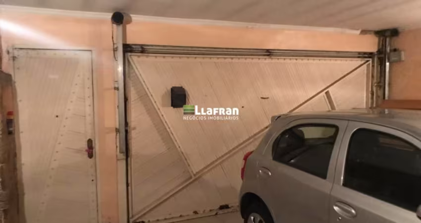 Casa de 235 m² e 03 dormitórios no Jabaquara