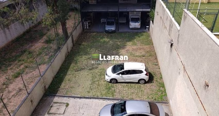 Comercial 3 andares no Bairro Caxingui