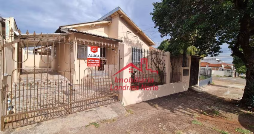 Casa com 3 dormitórios para alugar, 100 m² por R$ 1.500,00/mês - Bancários - Londrina/PR