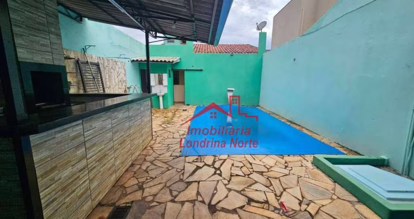 Casa com 3 dormitórios para alugar, 150 m² por R$ 2.300,00/mês - Jardim Tropical - Londrina/PR