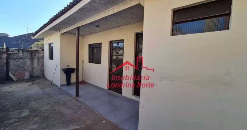 Casa com 1 dormitório para alugar, 45 m² por R$ 650,00/mês - Barbeta - Londrina/PR