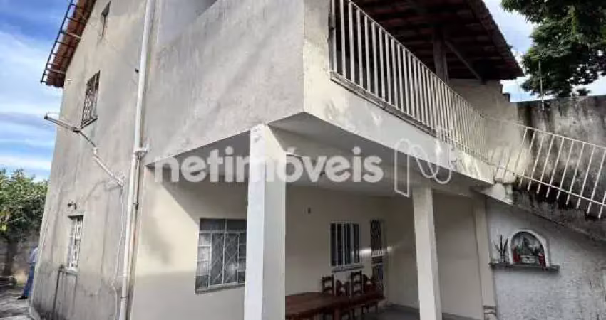 Casa com 3 quartos à venda na Rua Zélia, Piratininga (Venda Nova), Belo Horizonte