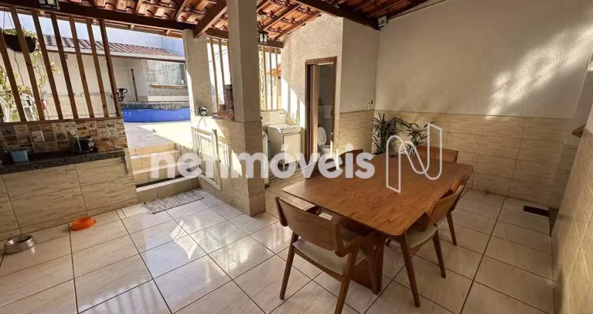 Casa com 3 quartos à venda na Rua Basiléia, Europa, Belo Horizonte