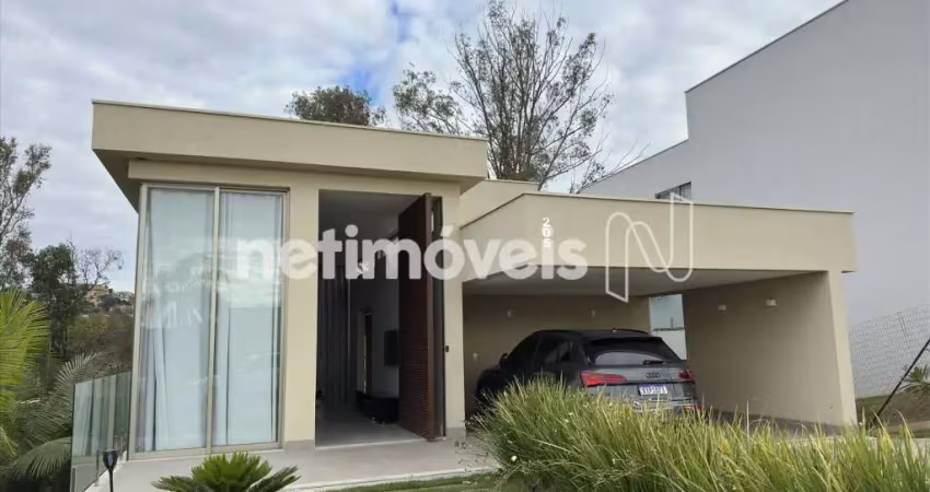 Casa com 4 quartos para alugar na Rua Cláudio, Alphaville, Vespasiano