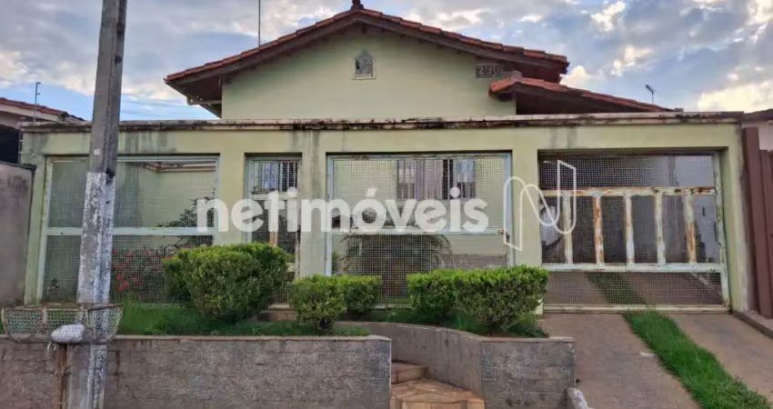 Casa com 3 quartos à venda na Rua Joaquim Luiz Gonzaga, Ascenção, Pará de Minas