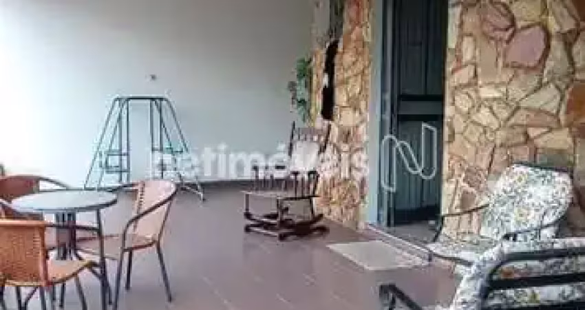 Casa com 4 quartos à venda na Rua Maria de Lourdes Carreira, São João Batista, Belo Horizonte