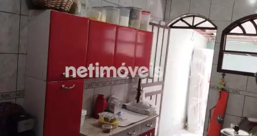Casa com 2 quartos à venda na Rua João Calvino, São João Batista, Belo Horizonte