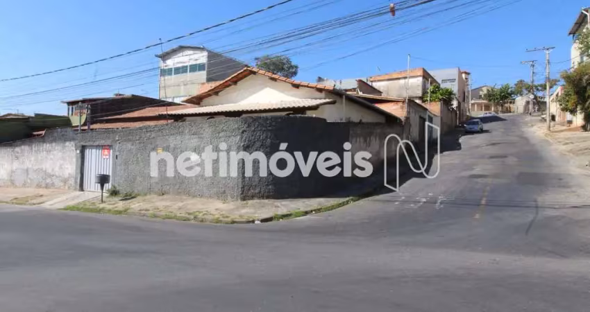 Casa com 3 quartos para alugar na Rua Leonel Marques, Mantiqueira, Belo Horizonte