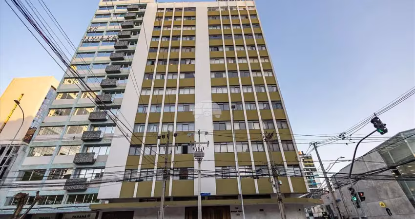 Apartamento com 3 quartos à venda na Rua Marechal Deodoro, 780, Centro, Curitiba