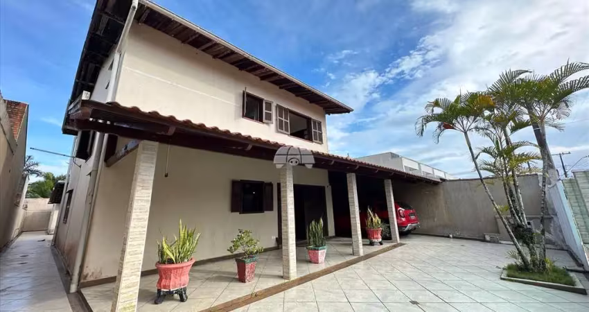 Casa com 3 quartos à venda na Rua Professor Rui Leal, 190, Balneário Gaivotas, Matinhos