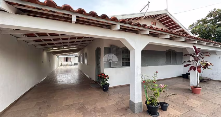 Casa com 4 quartos à venda na Avenida Praia Grande, 137, Praia Grande, Matinhos