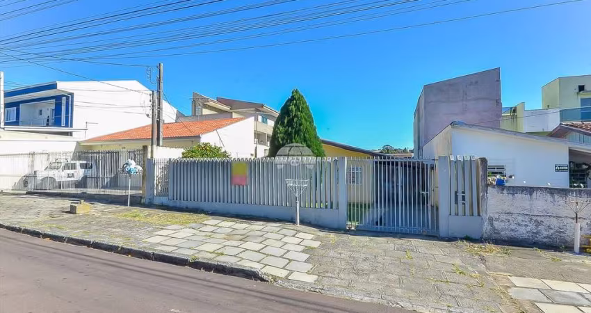 Casa com 4 quartos à venda na Rua Érico Andretta, 236, Xaxim, Curitiba