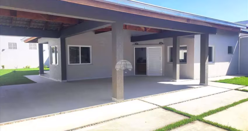 Casa com 3 quartos à venda na RUA 1060, 351, Paese, Itapoá