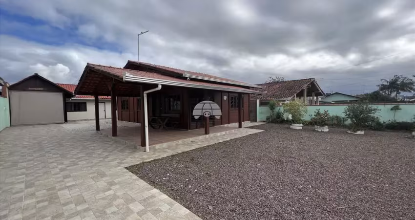 Casa com 5 quartos para alugar na Rua do Peixe, 183, Itapema do Norte, Itapoá