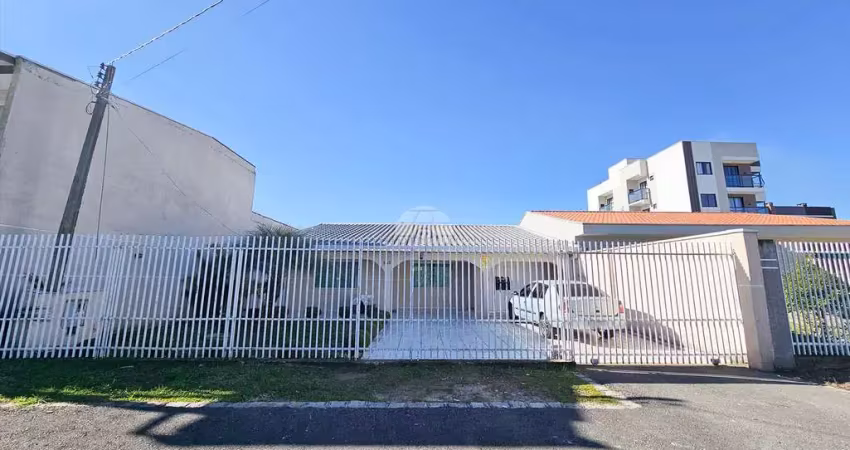 Casa com 3 quartos à venda na Rua José do Patrocínio, 583, Afonso Pena, São José dos Pinhais