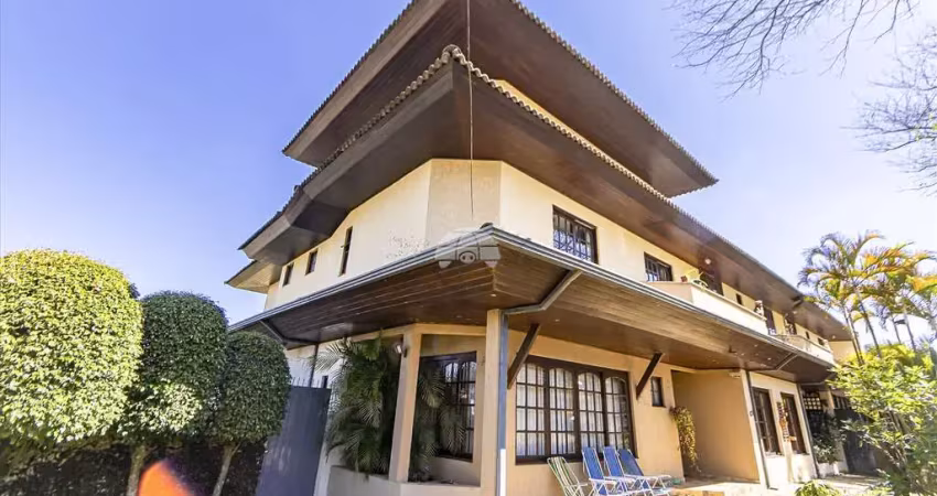 Casa com 6 quartos à venda na Rua Ada Macaggi, 372, Bairro Alto, Curitiba