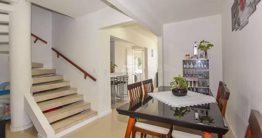 Casa com 3 quartos à venda na Rua Maria Simeão Bettega, 254, Novo Mundo, Curitiba