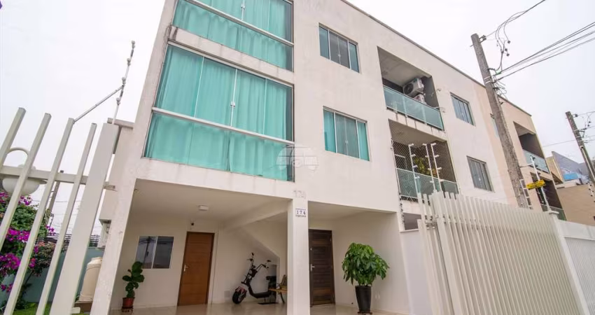 Casa com 3 quartos à venda na Rua Pernambuco, 174, Silveira da Motta, São José dos Pinhais