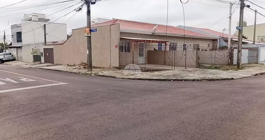 Casa com 7 quartos à venda na Rua Dante Melara, 463, Cajuru, Curitiba