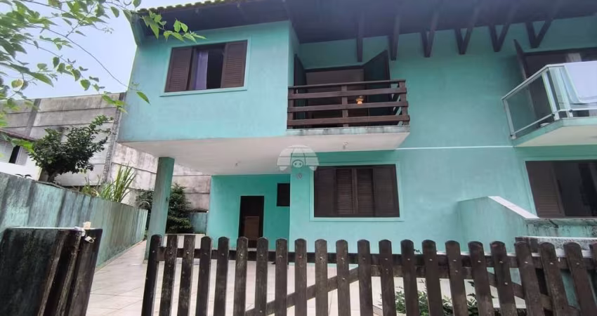 Casa em condomínio fechado com 3 quartos à venda na Avenida Londrina, 1618, Shangri-lá, Pontal do Paraná