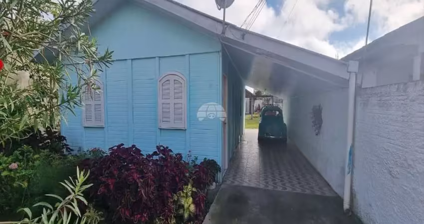 Casa com 4 quartos à venda na Rua Arapongas, 335, Guaraituba, Colombo