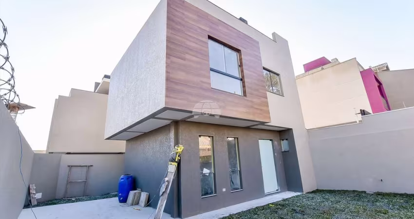 Casa em condomínio fechado com 3 quartos à venda na Rua Luiz Gallieri, 249, Uberaba, Curitiba