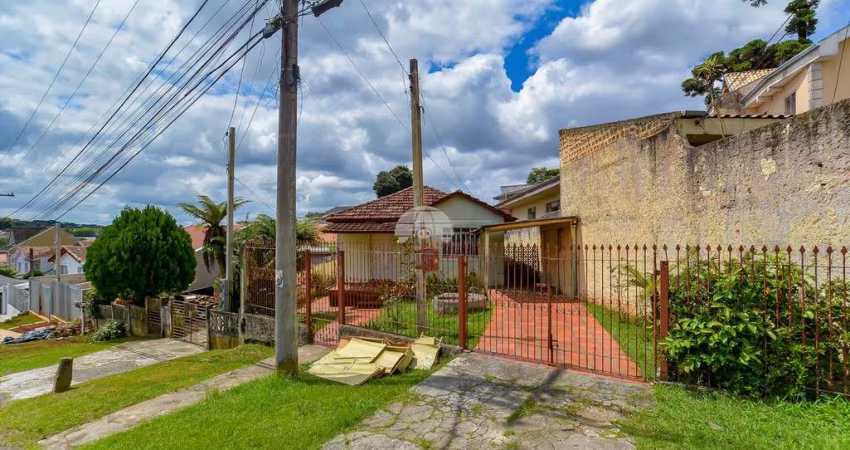 Terreno à venda na Rua Rolândia, 200, Barreirinha, Curitiba