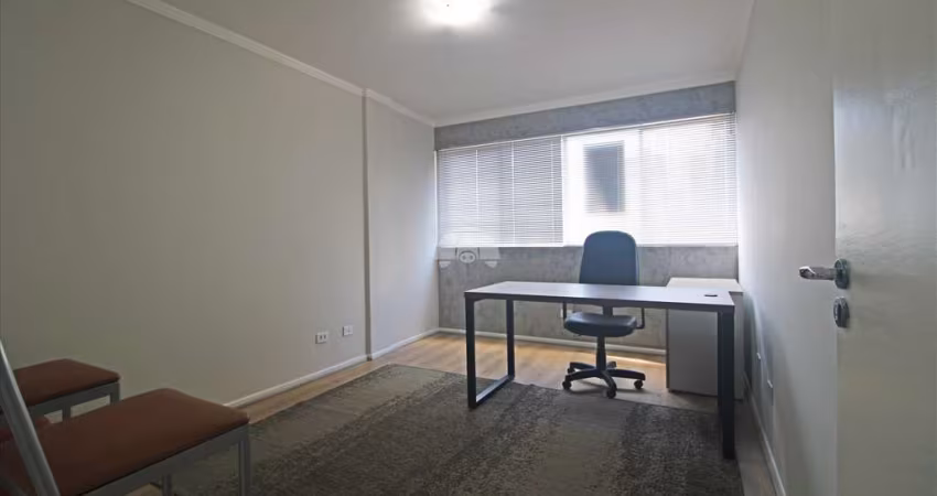 Sala comercial para alugar na Travessa Itararé, 55, Centro, Curitiba
