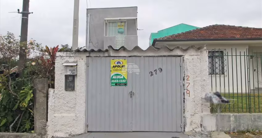 Casa com 2 quartos para alugar na Rua Jurandir A. Loro, 279, Bacacheri, Curitiba