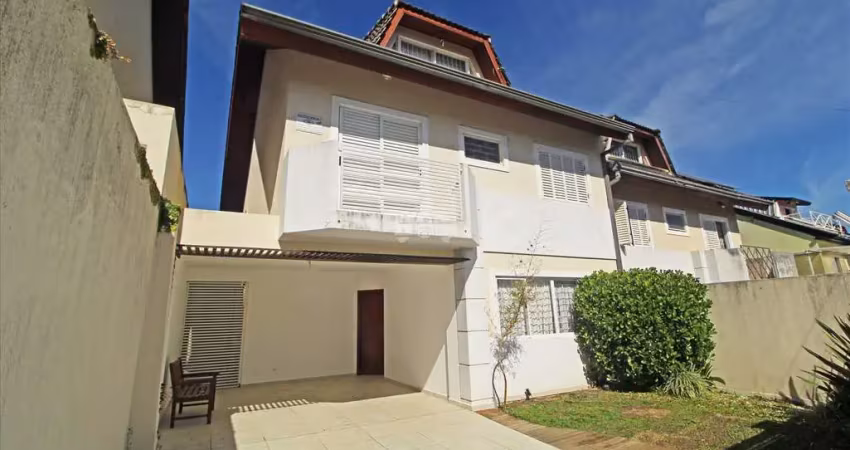 Casa em condomínio fechado com 4 quartos para alugar na Rua Rafael Vechione, 125, Vista Alegre, Curitiba