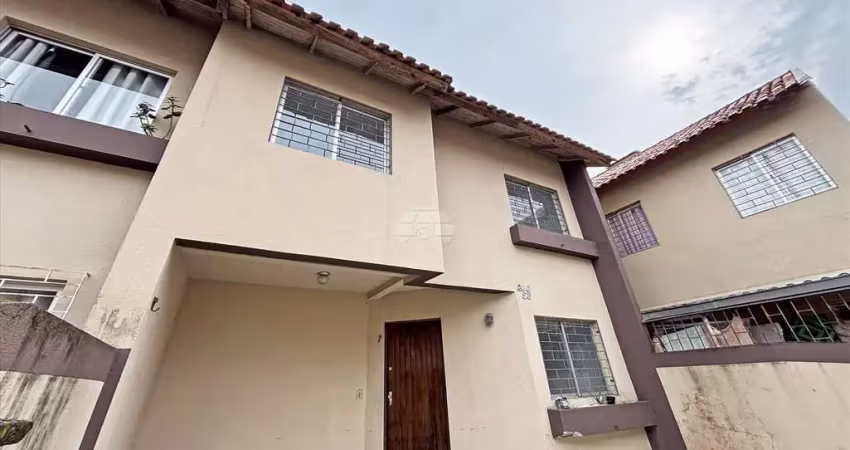 Casa com 3 quartos para alugar na Rua Catarina Gabardo, 200, Xaxim, Curitiba