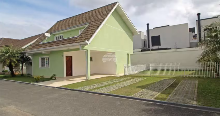 Casa com 3 quartos para alugar na Rua Antônio Turíbio Teixeira Braga, 357, Butiatuvinha, Curitiba