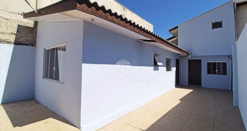 Casa com 3 quartos para alugar na Rua Boa Esperança, 436, Alto Boqueirão, Curitiba