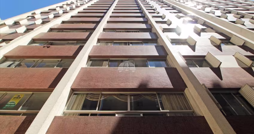 Apartamento com 3 quartos para alugar na Rua Doutor Pedrosa, 275, Centro, Curitiba