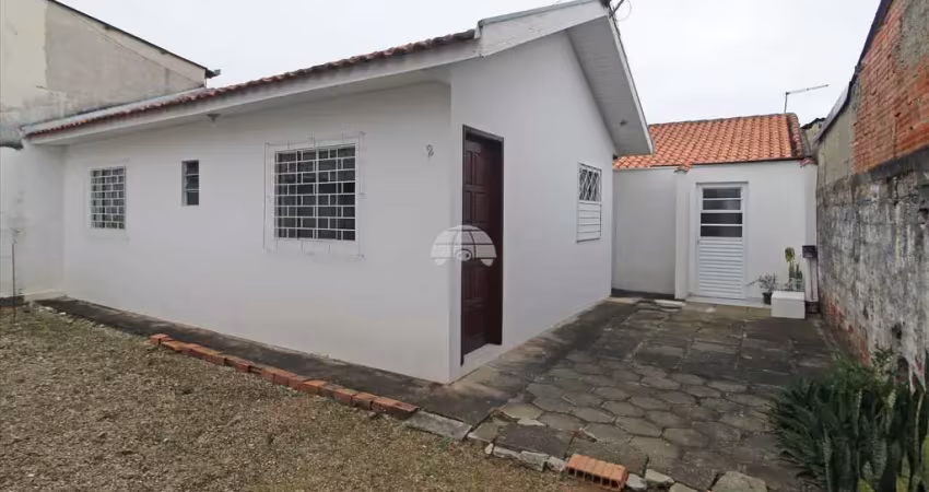 Casa com 2 quartos para alugar na Rua Omar Raymundo Picheth, 322, Xaxim, Curitiba